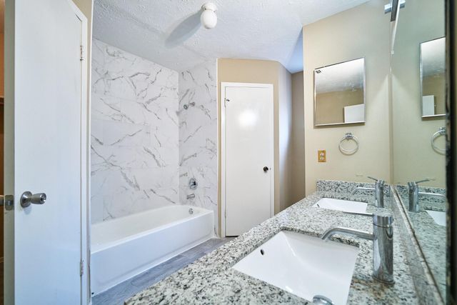 10235 Gulfstream Lane, Sugar Land, TX 77498