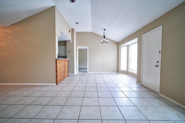 10235 Gulfstream Lane, Sugar Land, TX 77498