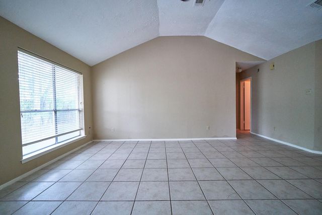 10235 Gulfstream Lane, Sugar Land, TX 77498