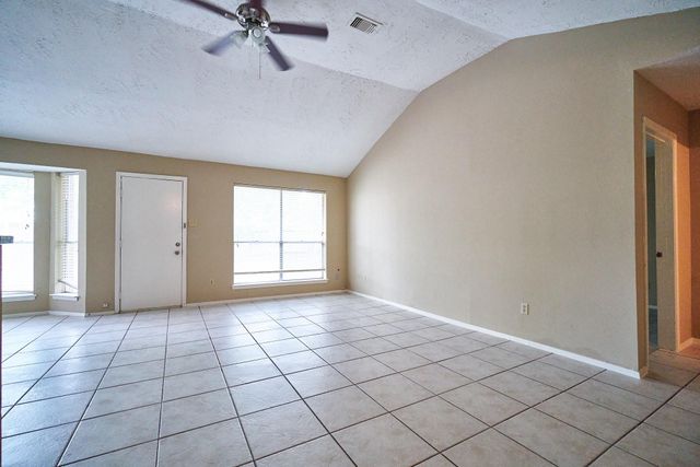 10235 Gulfstream Lane, Sugar Land, TX 77498