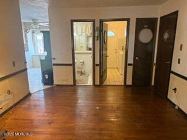 1086 Mulberry Place, Toms River, NJ 08753