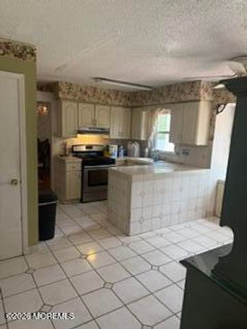 1086 Mulberry Place, Toms River, NJ 08753