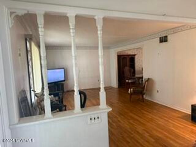 1086 Mulberry Place, Toms River, NJ 08753