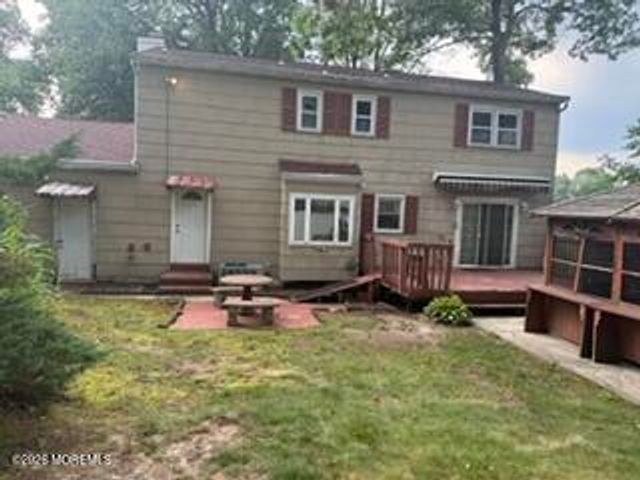 1086 Mulberry Place, Toms River, NJ 08753