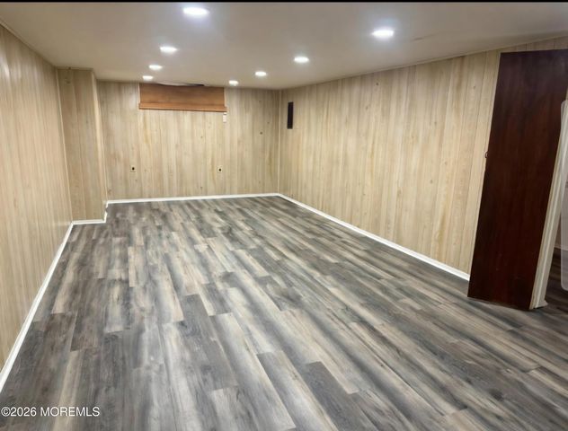 1086 Mulberry Place, Toms River, NJ 08753