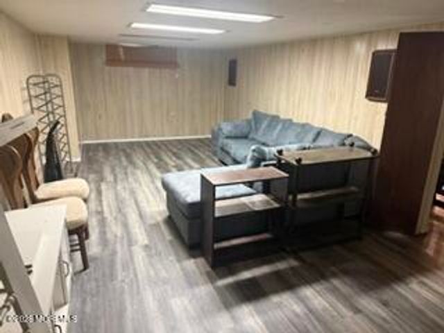 1086 Mulberry Place, Toms River, NJ 08753