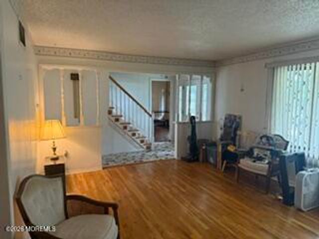 1086 Mulberry Place, Toms River, NJ 08753