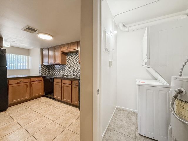 2206 S Granada Drive 5, Tempe, AZ 85282