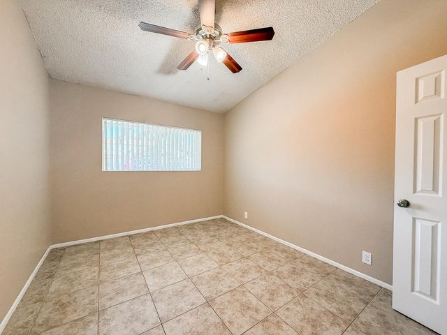 2206 S Granada Drive 5, Tempe, AZ 85282