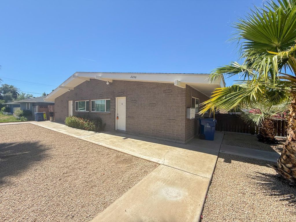 2206 S Granada Drive 5, Tempe, AZ 85282
