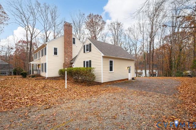 2310 Oakengate Ln, Midlothian, VA 23113