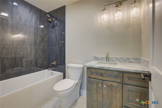 2934 Colleen Drive, Canyon Lake, TX 78133