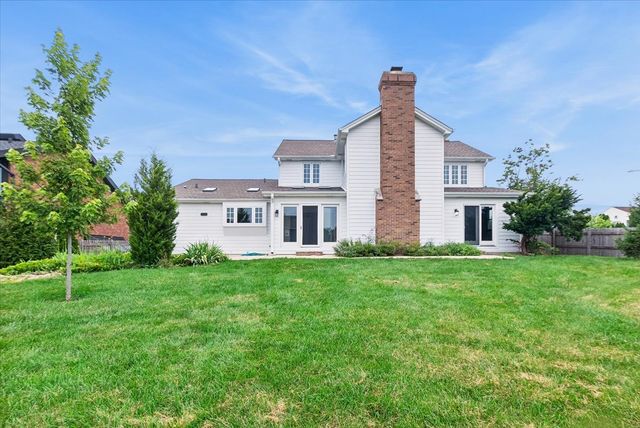 1858 Princeton Circle, Naperville, IL 60565