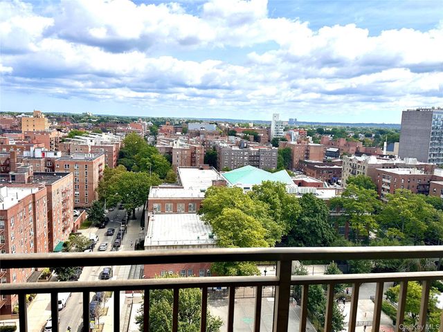 41-40 Union 16M, Flushing, NY 11355