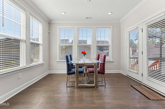 2904 Heirloom Way, Apex, NC 27502
