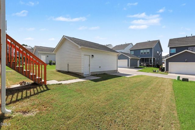 2904 Heirloom Way, Apex, NC 27502