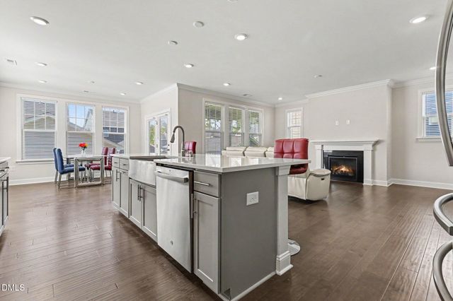 2904 Heirloom Way, Apex, NC 27502