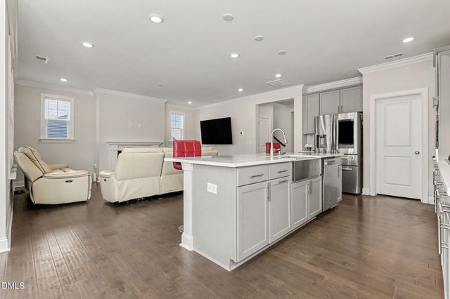 2904 Heirloom Way, Apex, NC 27502