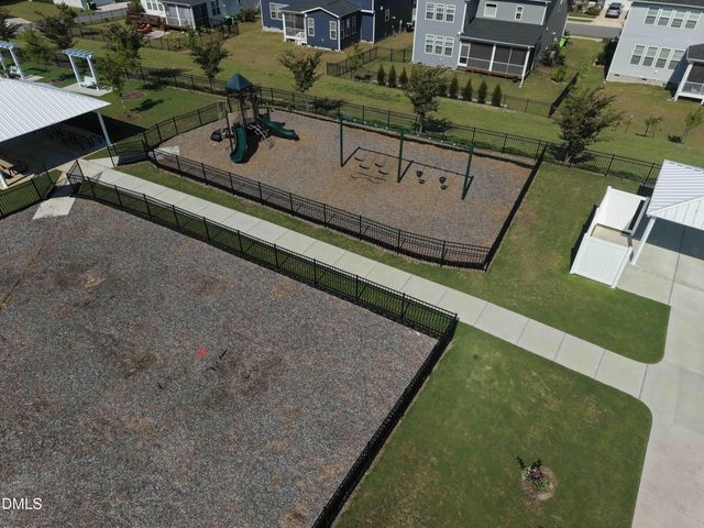 2904 Heirloom Way, Apex, NC 27502