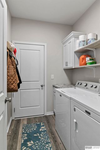 320 Deep Water Drive, Lincoln, NE 68527