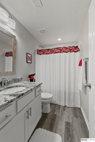 320 Deep Water Drive, Lincoln, NE 68527