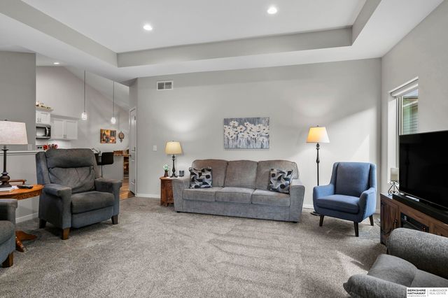 320 Deep Water Drive, Lincoln, NE 68527