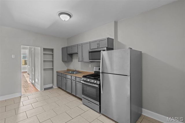 2628 Oregon Avenue, St Louis, MO 63118