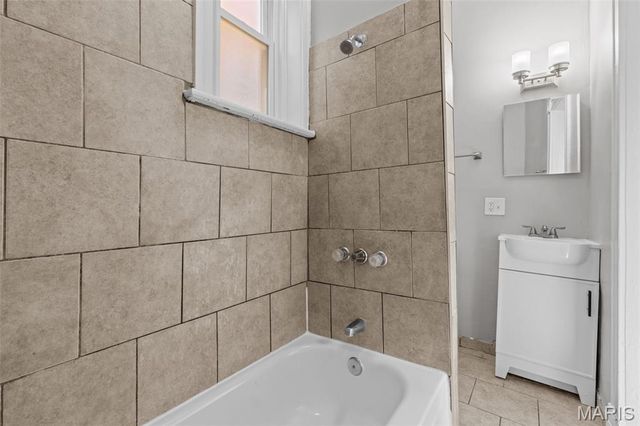 2628 Oregon Avenue, St Louis, MO 63118