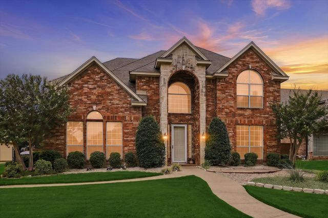 3325 Wilshire Avenue, Grapevine, TX 76051