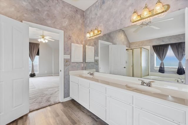 3325 Wilshire Avenue, Grapevine, TX 76051