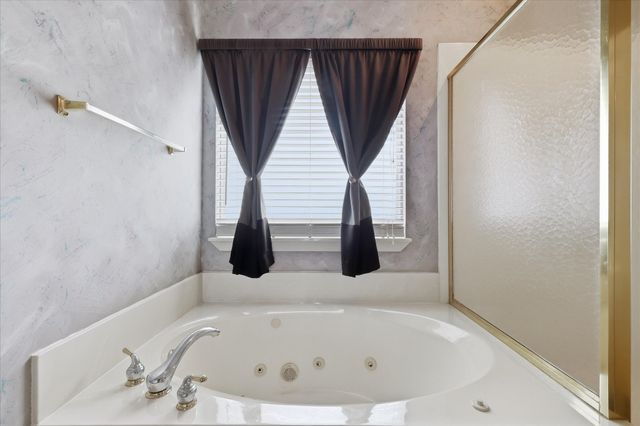 3325 Wilshire Avenue, Grapevine, TX 76051