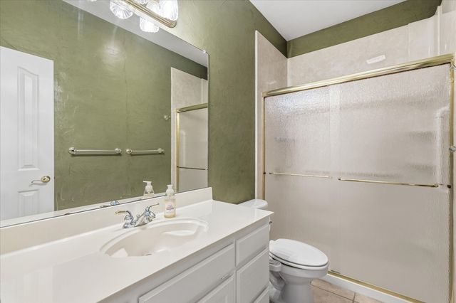 3325 Wilshire Avenue, Grapevine, TX 76051