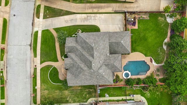 3325 Wilshire Avenue, Grapevine, TX 76051