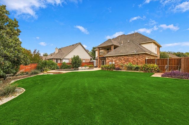 3325 Wilshire Avenue, Grapevine, TX 76051
