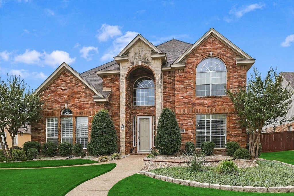 3325 Wilshire Avenue, Grapevine, TX 76051