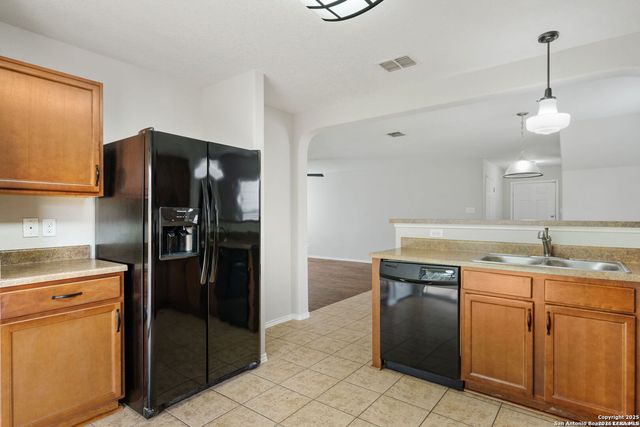 25252 CAMBRIDGE WL, San Antonio, TX 78261