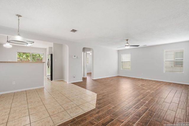 25252 CAMBRIDGE WL, San Antonio, TX 78261