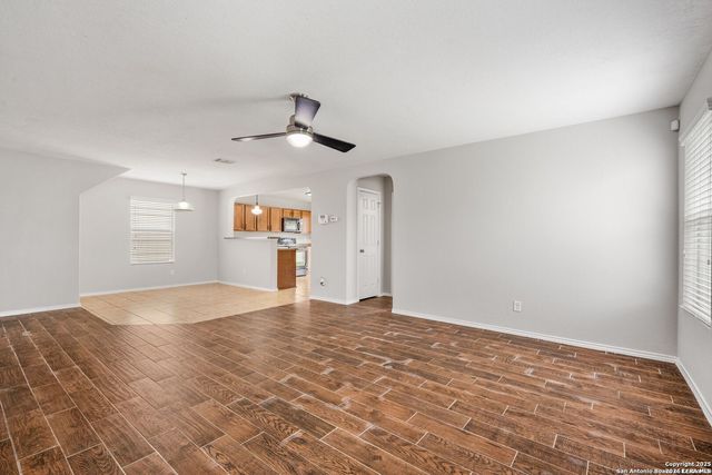 25252 CAMBRIDGE WL, San Antonio, TX 78261
