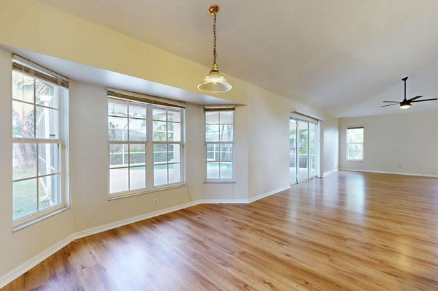 967 SE Browning Avenue, Port St Lucie, FL 34983