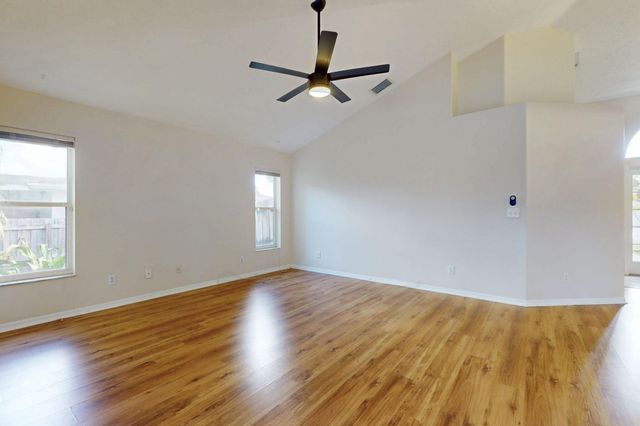 967 SE Browning Avenue, Port St Lucie, FL 34983