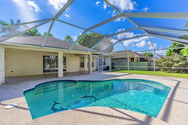 967 SE Browning Avenue, Port St Lucie, FL 34983