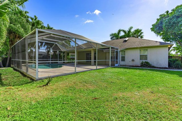 967 SE Browning Avenue, Port St Lucie, FL 34983