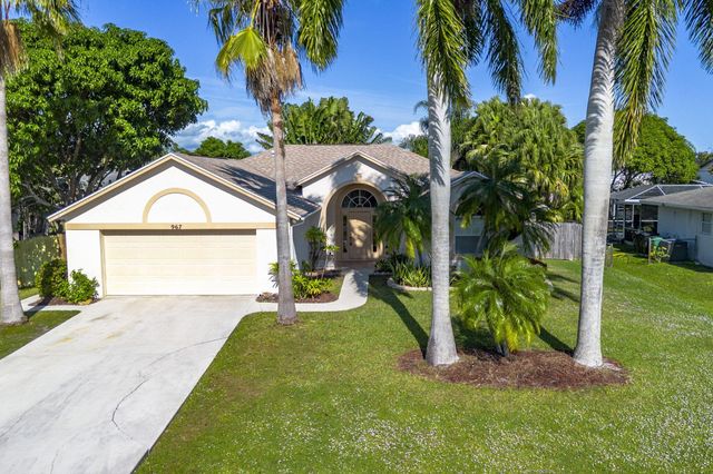 967 SE Browning Avenue, Port St Lucie, FL 34983