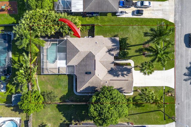 967 SE Browning Avenue, Port St Lucie, FL 34983