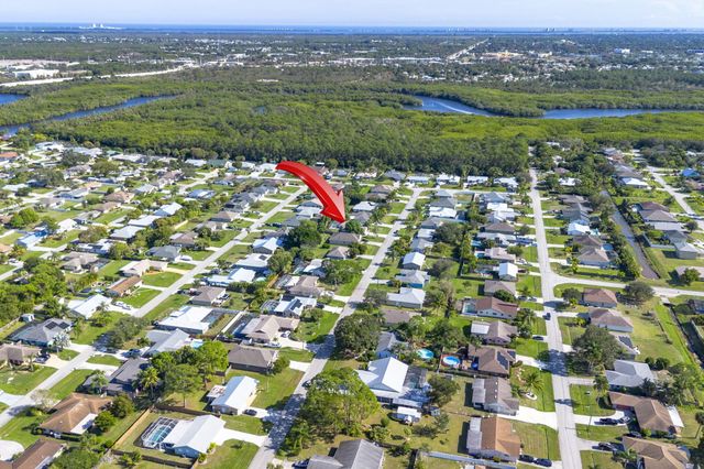 967 SE Browning Avenue, Port St Lucie, FL 34983
