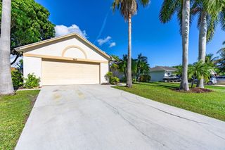 967 SE Browning Avenue, Port St Lucie, FL 34983