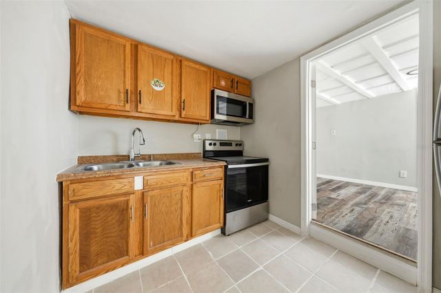 1311 HILLCREST DRIVE, Daytona Beach, FL 32114