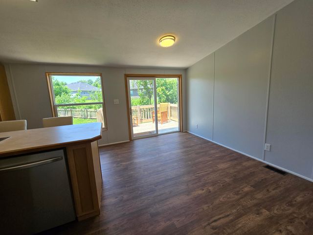 5181 N JASMINE WAY, Columbia, MO 65202