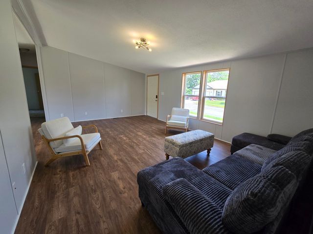 5181 N JASMINE WAY, Columbia, MO 65202