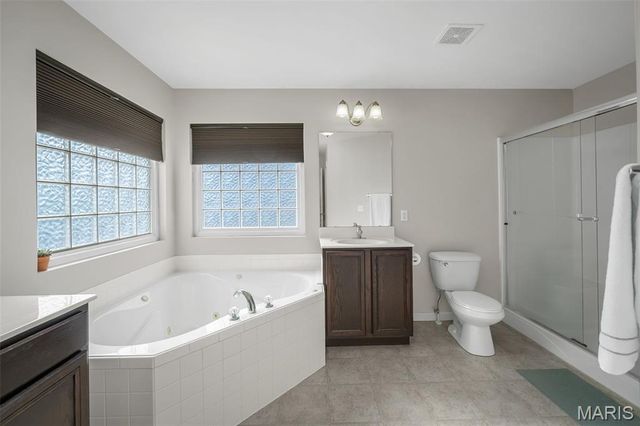 757 Lost Canyon Boulevard, Wentzville, MO 63385